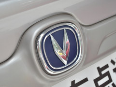 κû 12ڴѲSUV